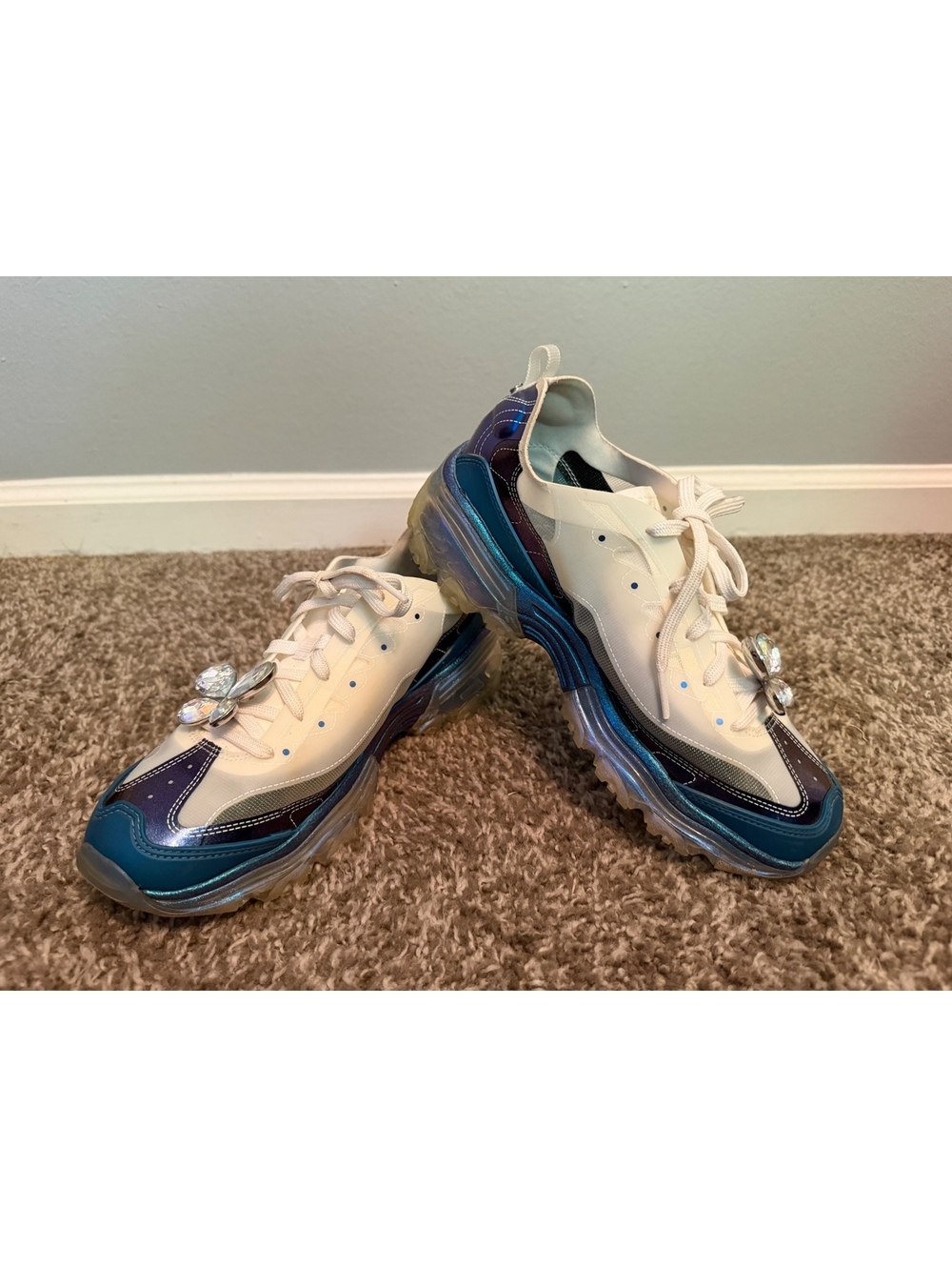 Skechers D’Lites Crystal “Floating Lady” Sneakers Sz 7.5